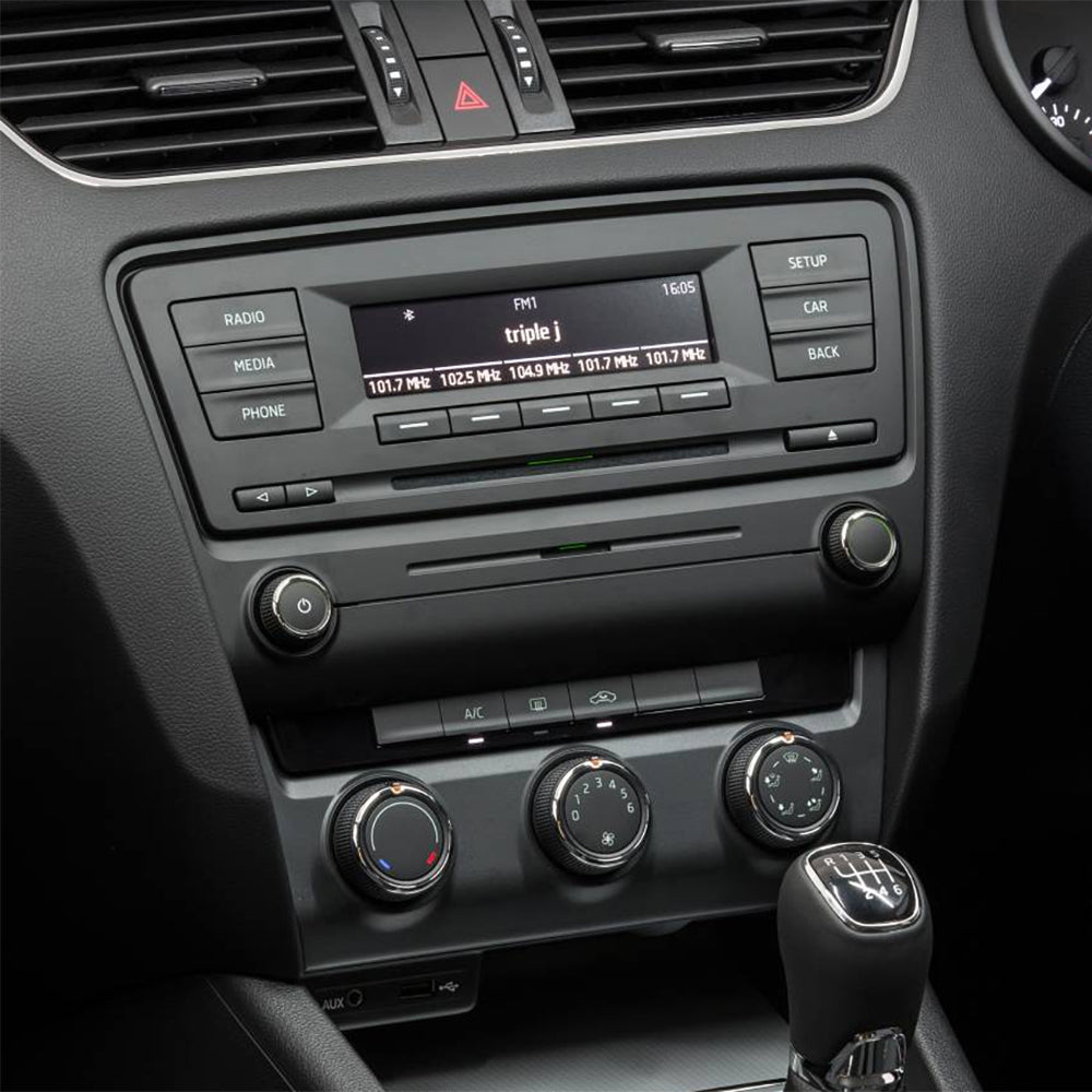 Skoda Octavia 13-20 9/10.1 inch Head Unit Installation Kit